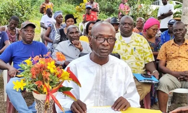 Gabon Gervais Oniane L ch Par Un De Ses Vice pr sidents Au Profit Du 